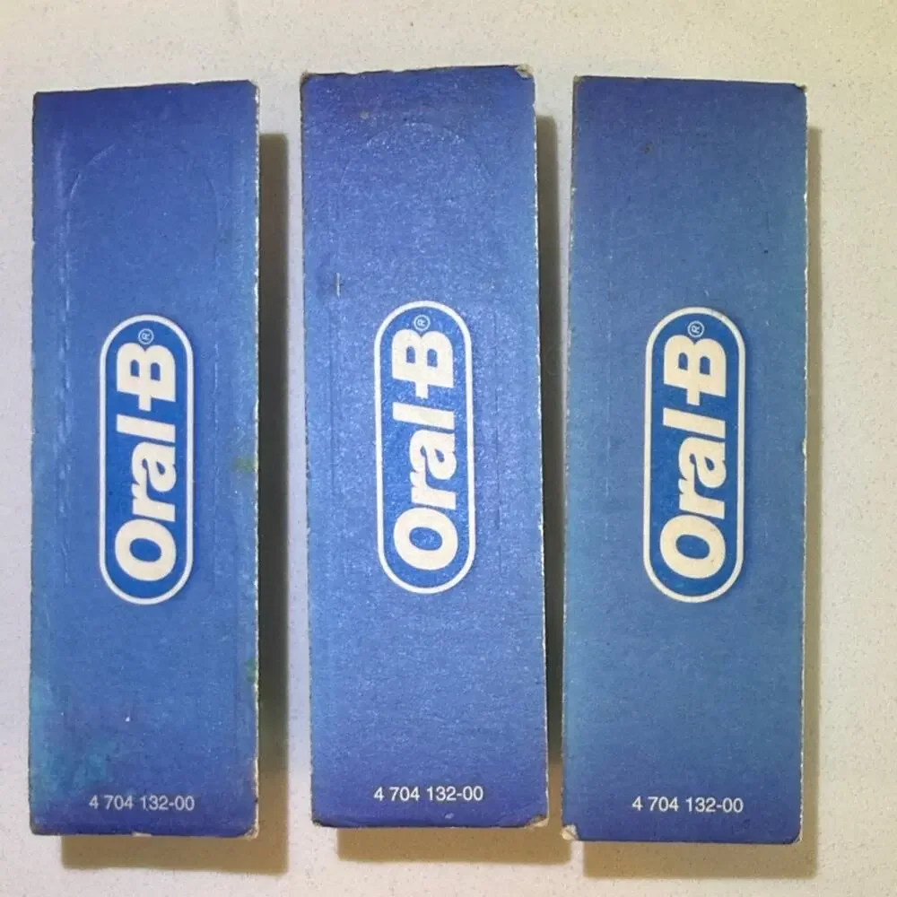 Oral-B Pro White Electric Toothbrush Set